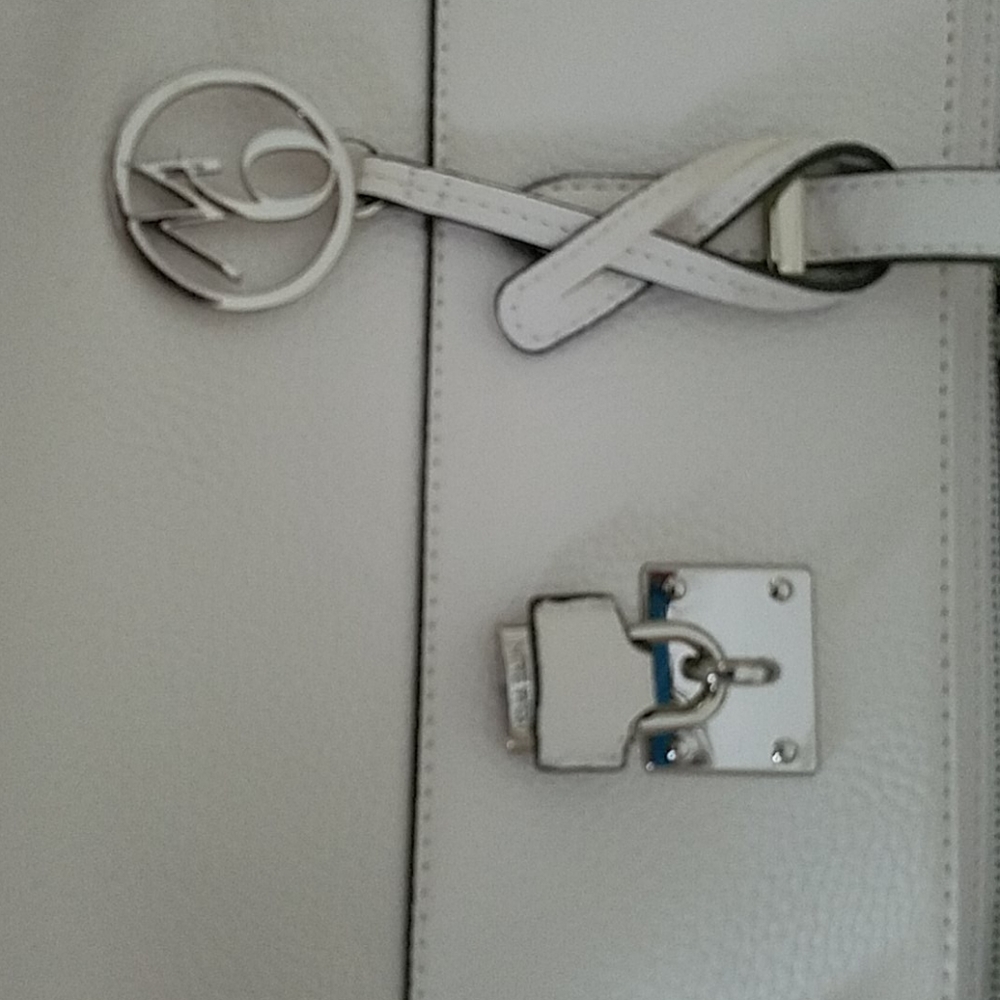 Purse - Picture 4 of 4